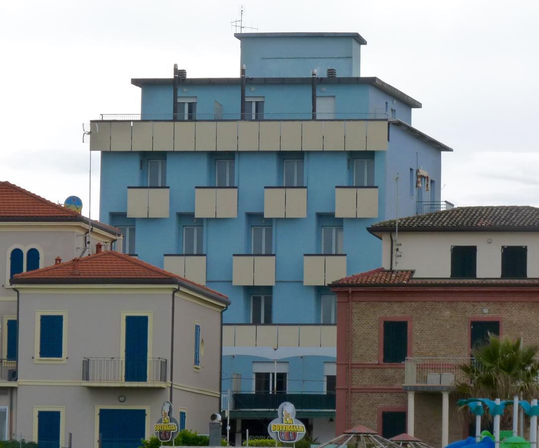 Residence Doral Rimini Kültér fotó